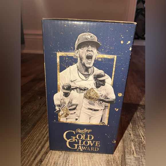 [SOLD] 🛑 Blue Jays Bobblehead — José Berrios - Picture 2 of 6